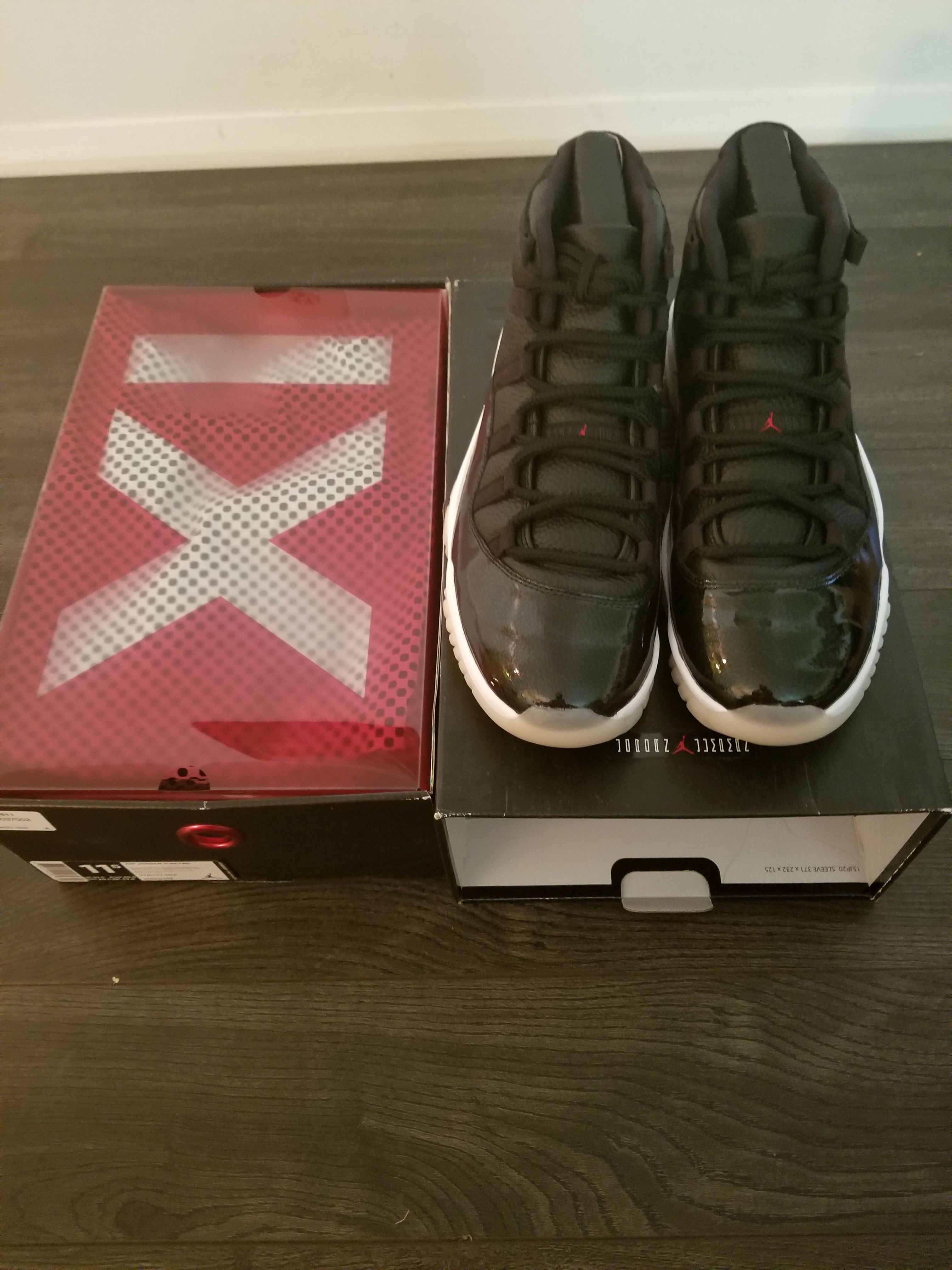 DS Air Jordan 11 72-10 size 11.5