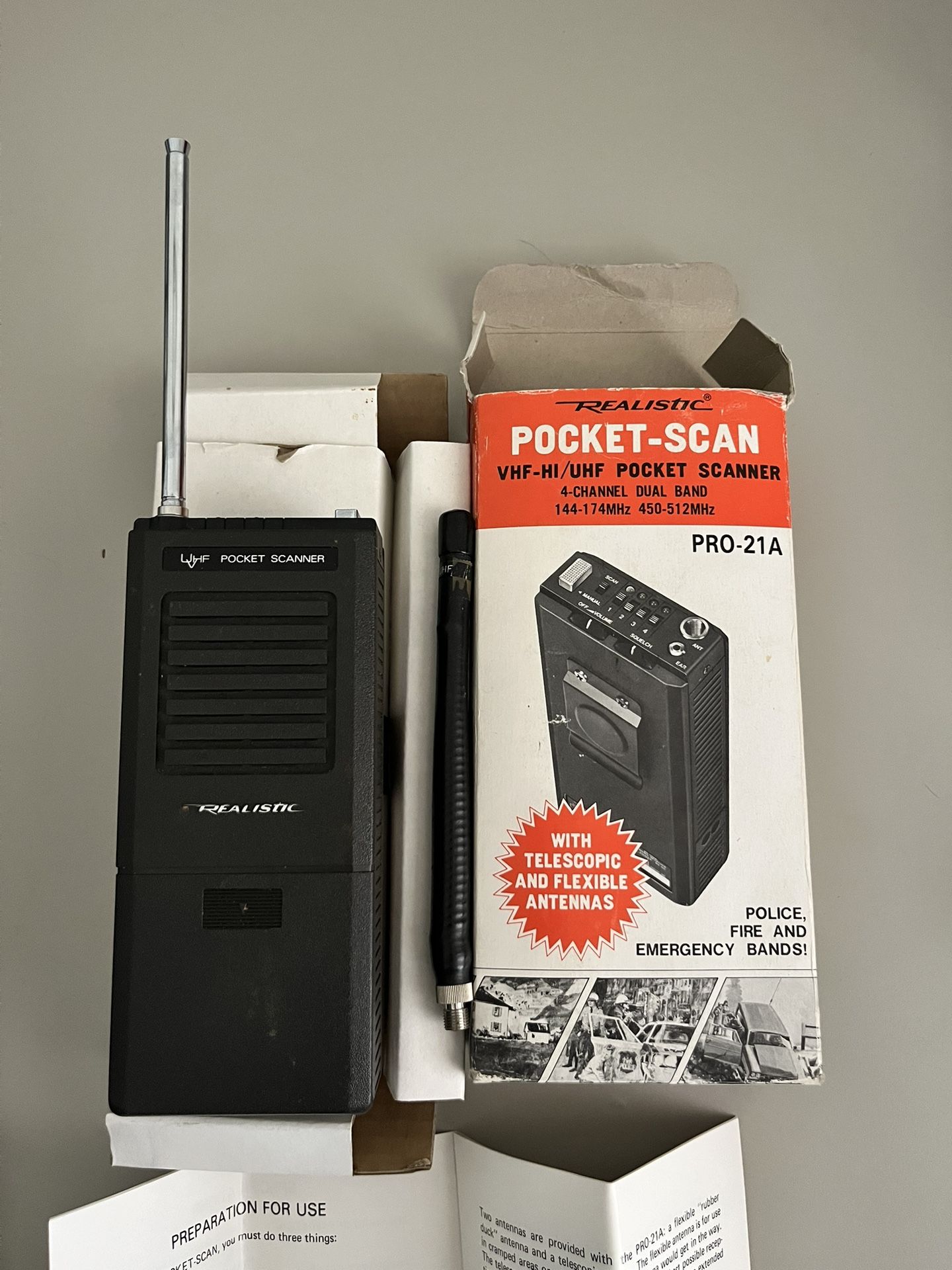 Vintage 80s Realistic PRO-21A UHF/VHF Pocket Scanner