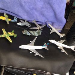 Vintage Die Cast Collectible Planes