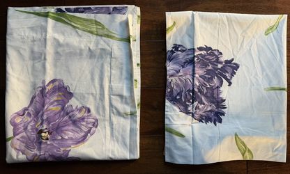 Pottery Barn 100% Cotton White On Floral 2 Standard Pillow Sham.