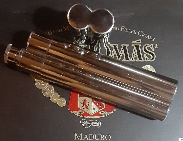STAINLESS FLASK / CIGAR HOLDER COMBO