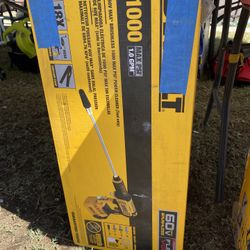 Dewqlt Presure Washer 60 Volt 