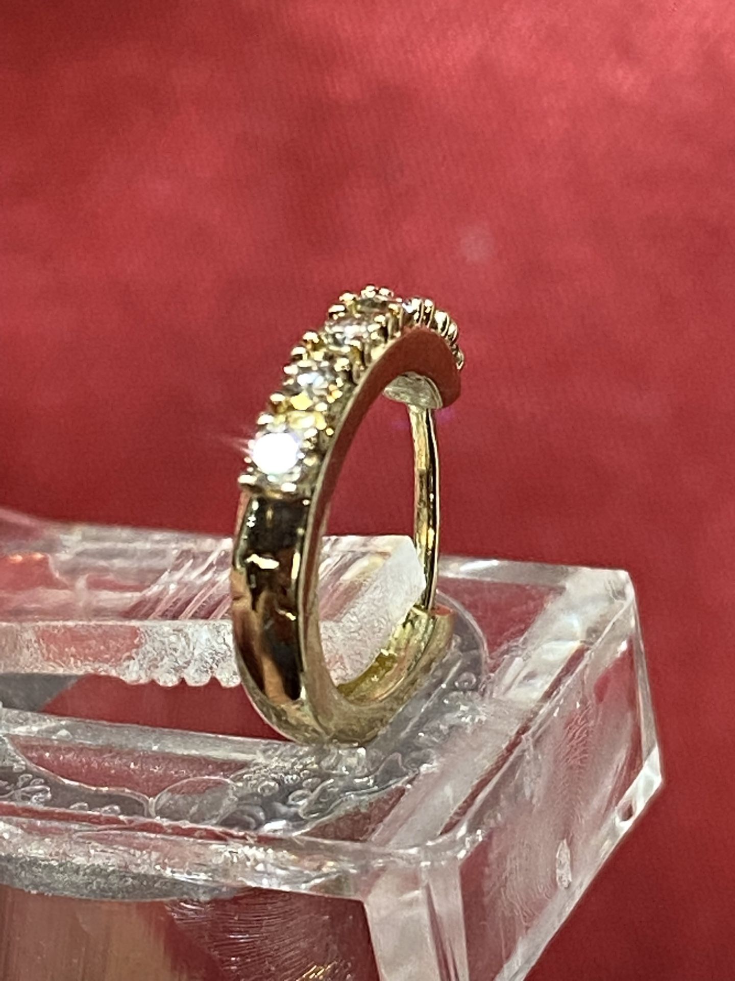 Small 14k Single Earring With Six Diamonds Total weight 0.64 gram