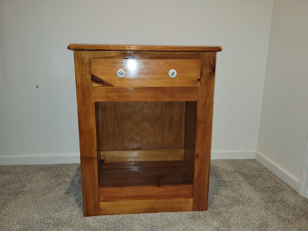 Wood End Table