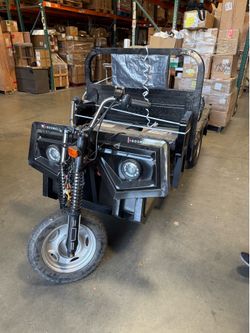 BRAND NEW Electric Cargo Tricycle with Dump Bed - 60V Chilwee Battery (Needs Front Shock Repair)