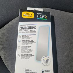 brand new s23 ultra otterbox screen protector for $20 only. (MUST SELL TODAY!)