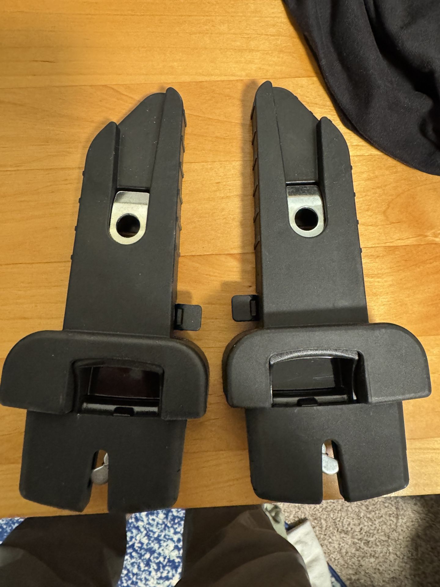 Britax B-ready Extension Adapter Clips For Bassinet