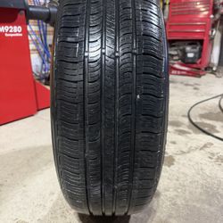 (1) - 215/60/17 Nexen Npriz AH5 All Season Tire