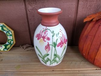 Hand painted vase. Vintage- made in 1991
