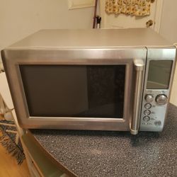 Microwave  Oven 
