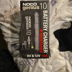 NOCO GENIUS 10 BATTERY CHARGER + Maintainer
