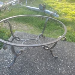 free glass table 38x28