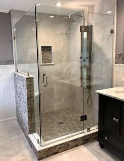 Glad Shower Doors