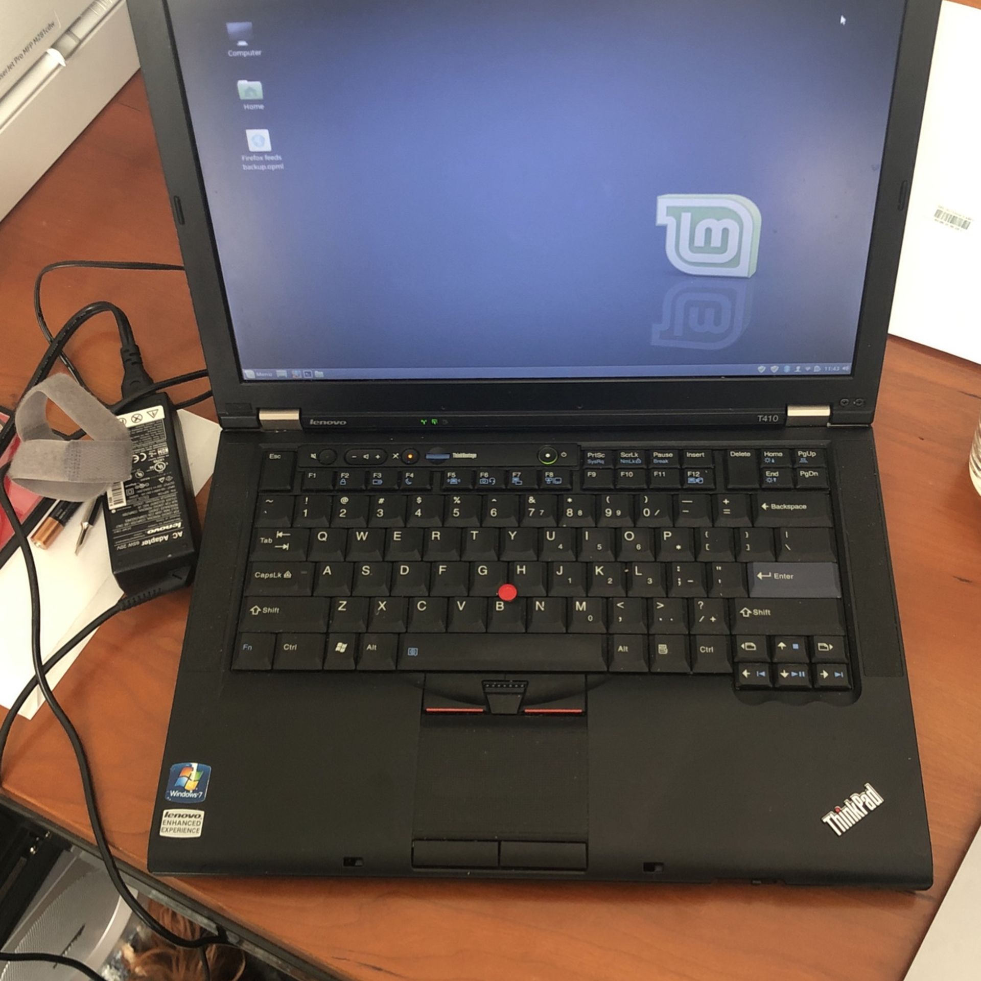 Lenovo Thinkpad T410 w/Linux Mint Installed