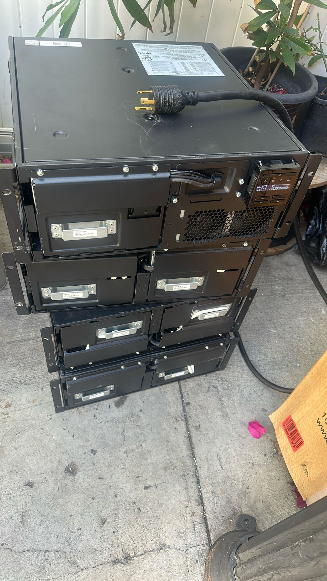 Apc UPS