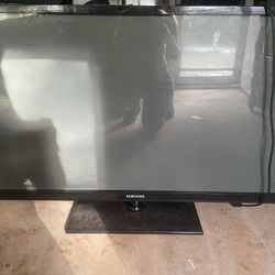 47 Inch Smart SAMSUNG Flat Screen