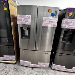 SAMSUNG NEW STAINLESS STEEL REFRIGERATOR