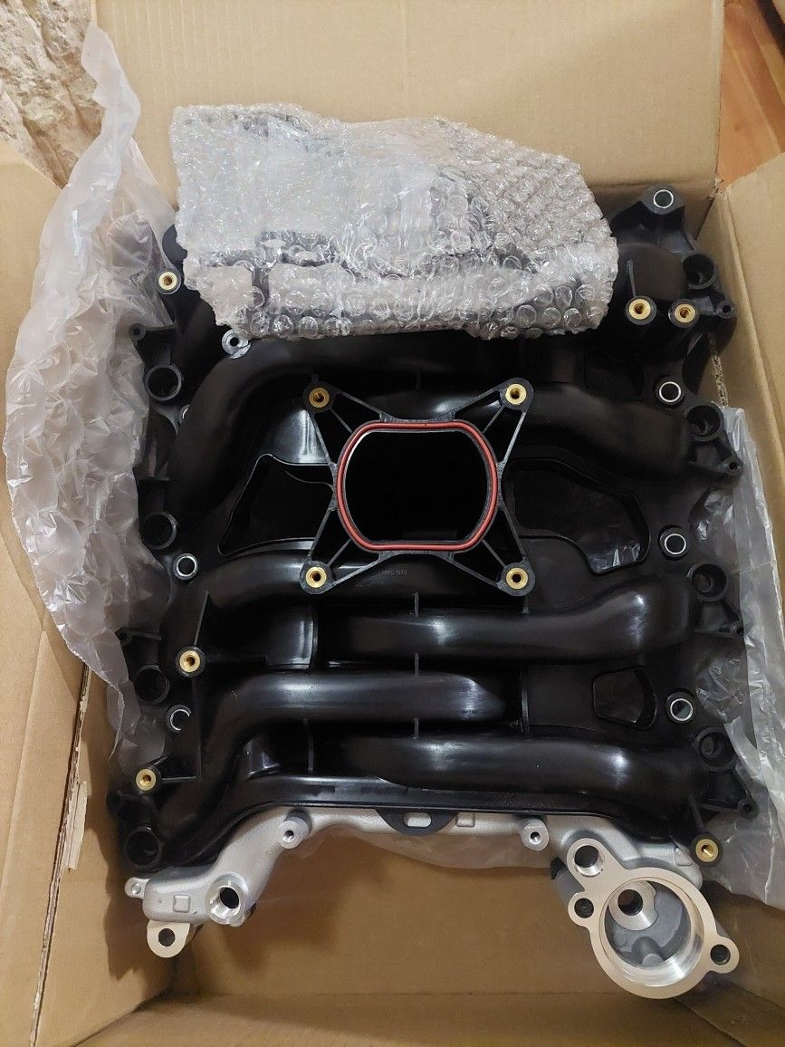 Intake Manifold 2000-2004 GTs V8