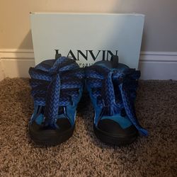 lanvin curb