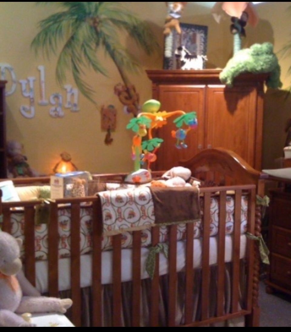 Bellini Crib And Dresser/changing Table
