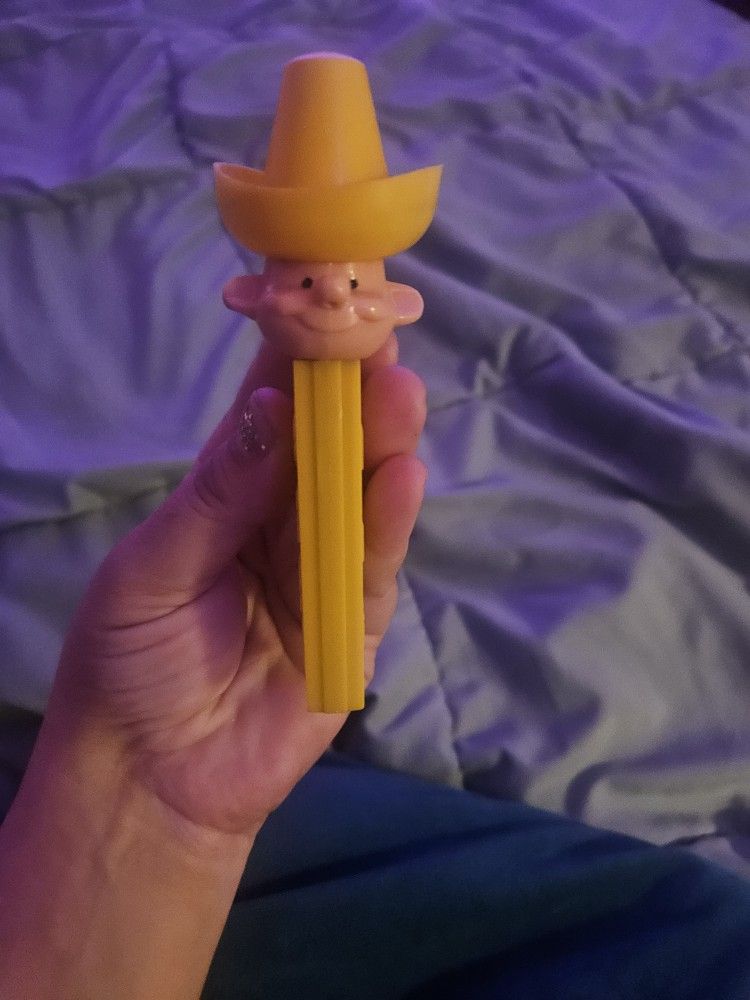 PEZ Mexican Boy Sombrero Vintage