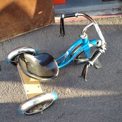 Kids Schwinn Tricycle 