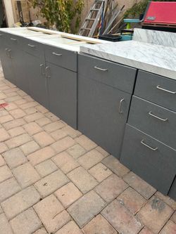 Grey kitchen cabinets