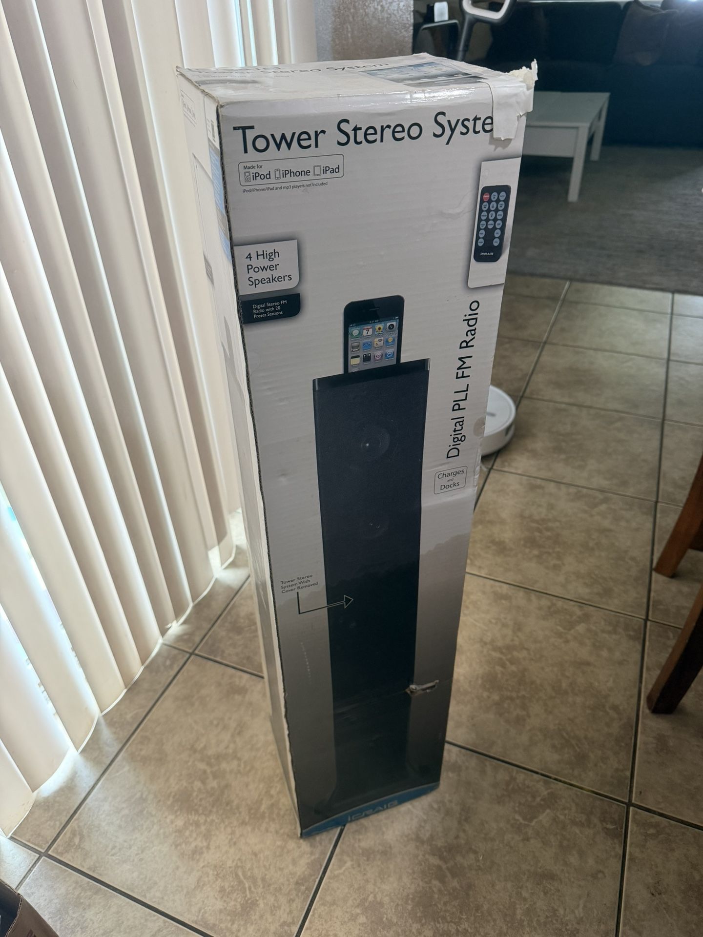 Tower Stereo System  Radio (iPad, iPhone)