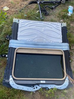 BMW E90 Sunroof Assembly