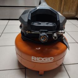 RIDGID 6 Gal. 150 Psi &  Electric Compressor 