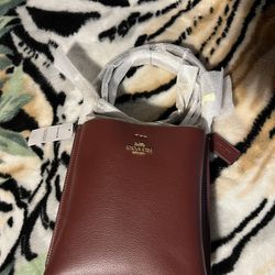 Burghundy Bucket Bag From Coach