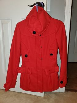 Divided sz 4 red peacoat zippered button pockets
