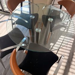 Glass Dining Table With Chairs 