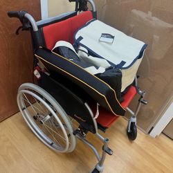 Featherweight Wheelchair 