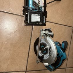 Makita Wood Saw Xss02