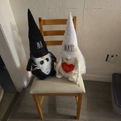 Wedding Gnomes