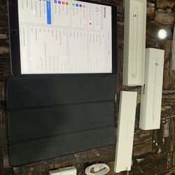 Apple iPad Pro 2st Gen. 64GB, Wi-Fi 4G (Unlocked), 10.5 in  Space Gray MQEY2LL/A