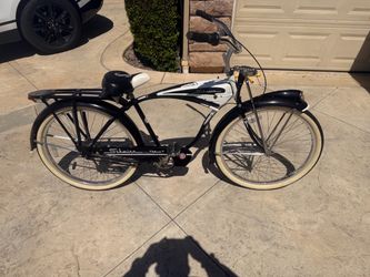 Clean beach cruiser schwinn