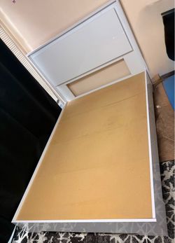 FULL SIZE BED FOR SALE