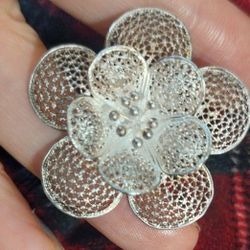 Sterling Silver Ornate Design Flower Ring Scroll And Cutout 