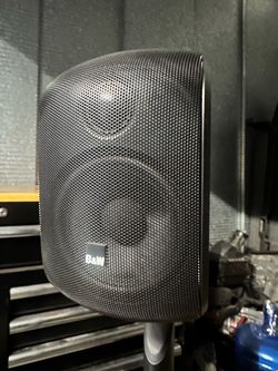 Bowers & Wilkins M-1 speakers