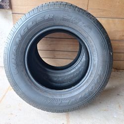 Good Year  /  P245 /70R17