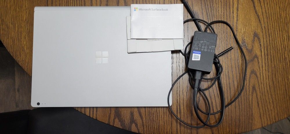 Microsoft Surface Book 13.5