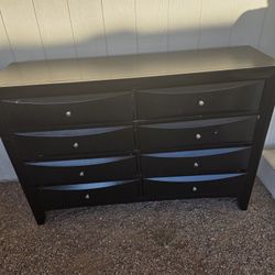 Free Dresser