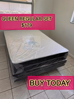 Queen mattress regular set with box spring ( 2pc brand new)
