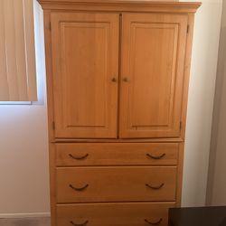 Solid Wood Queen Bed Set, TV Armoire, Dresser W/mirror