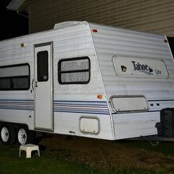 1997 Thor Tahoe Lite 20'