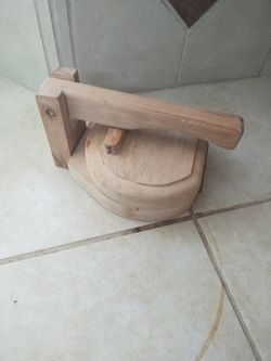 Small Wood Tortillas Maker
