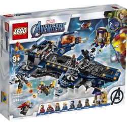 Lego Avengers Helicarrier 