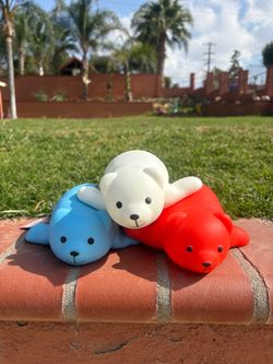 Christmas squeeze bears
